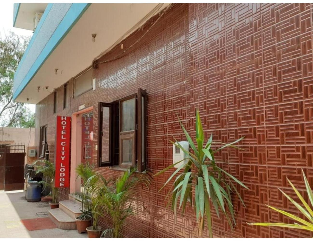 Hotel City Lodge , Chandīgarh Dış mekan fotoğraf